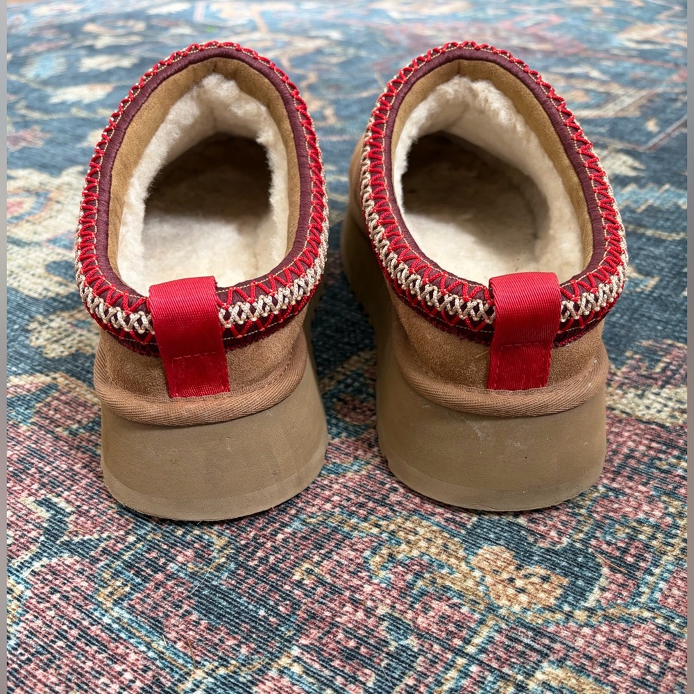 UGG Tazz - size 8 - Picture 6 of 9